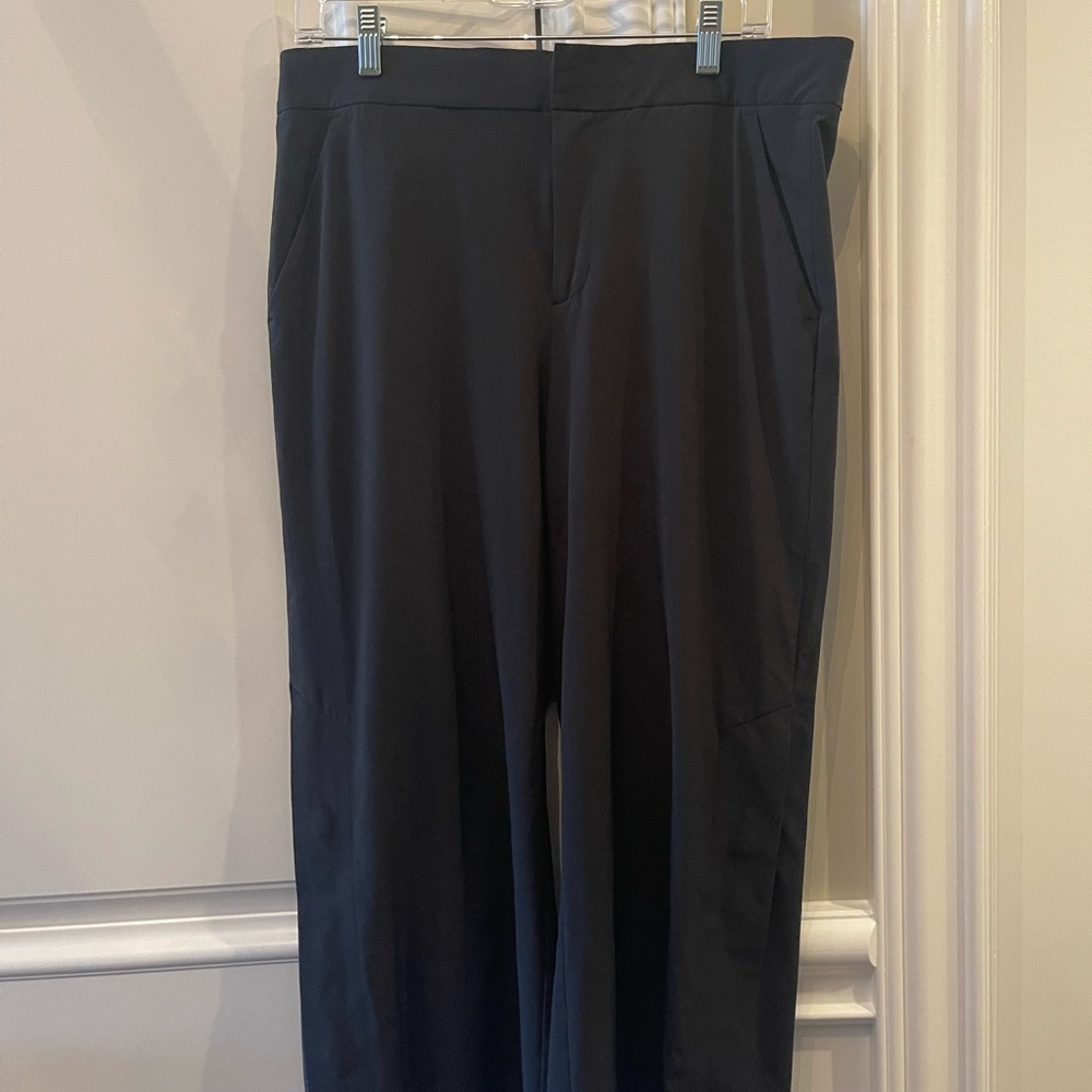 Athleta cropped Pants
